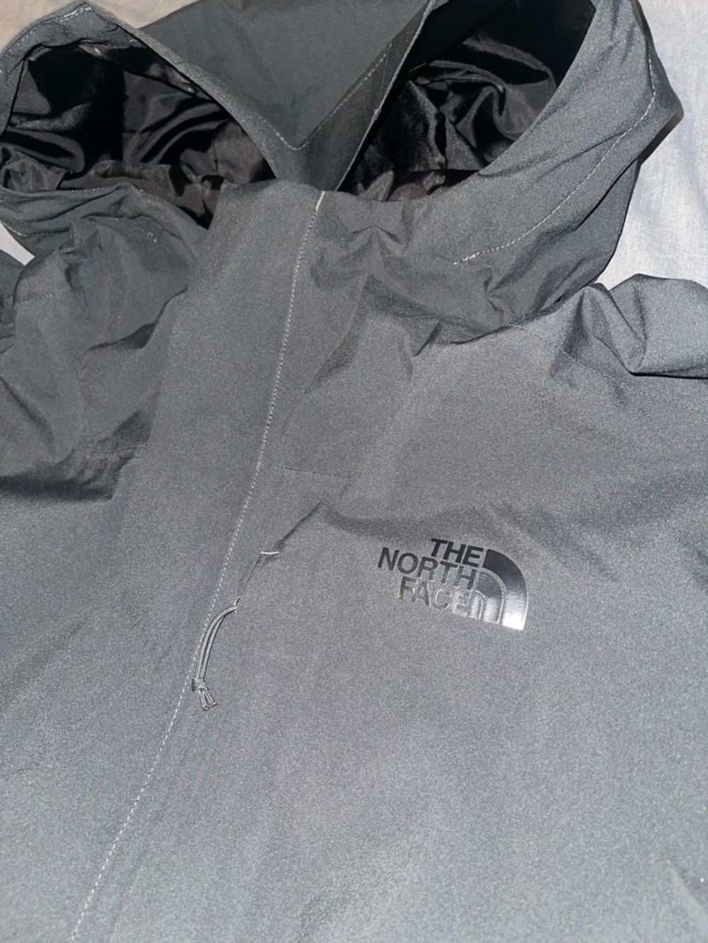 The North Face Black/Charcoal gray Hooded Raincoat. Men’s size L - Picture 2 of 6